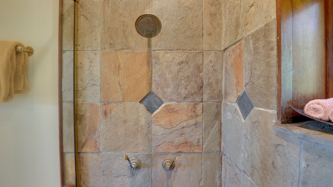 Photo of Bathroom in Albion