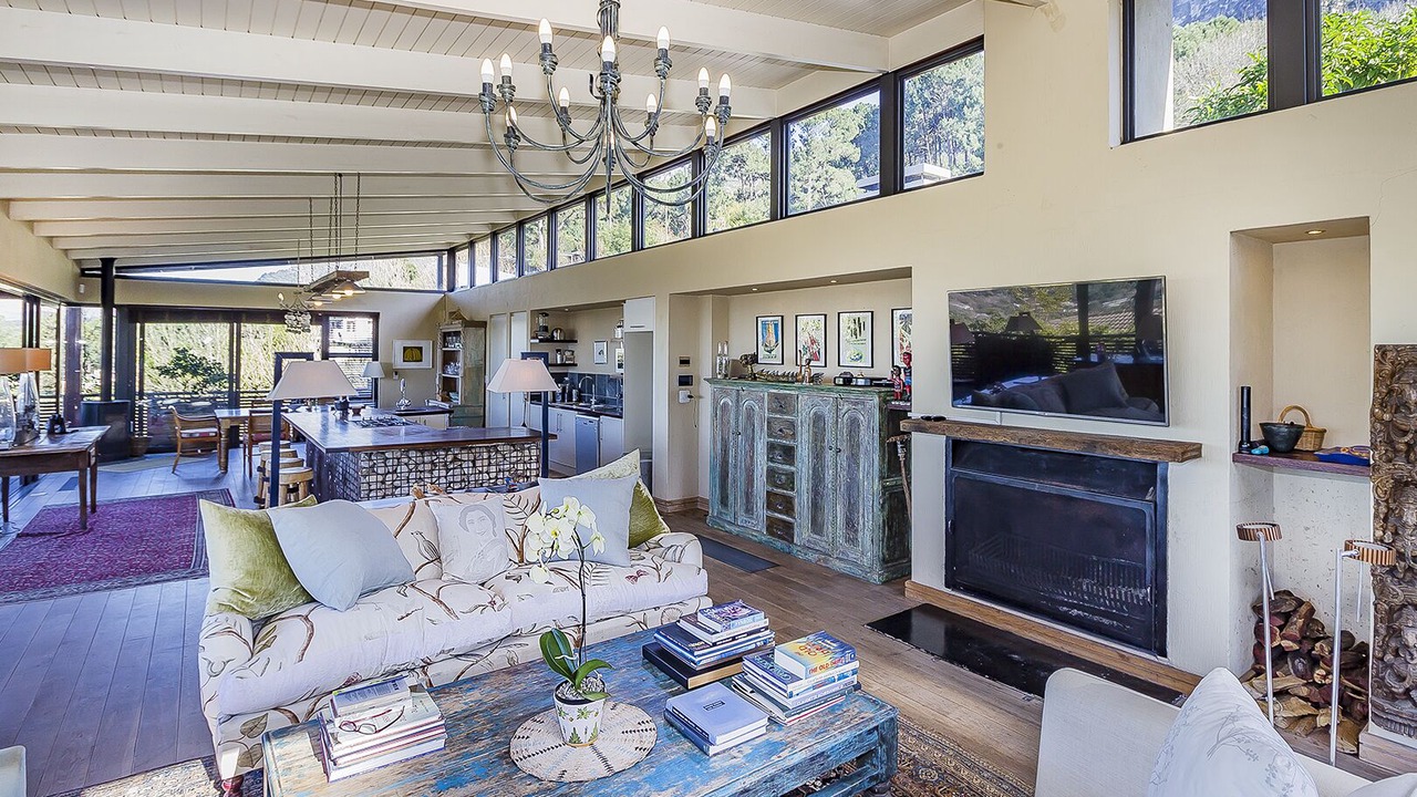 Photo of Livingroom in Newlands