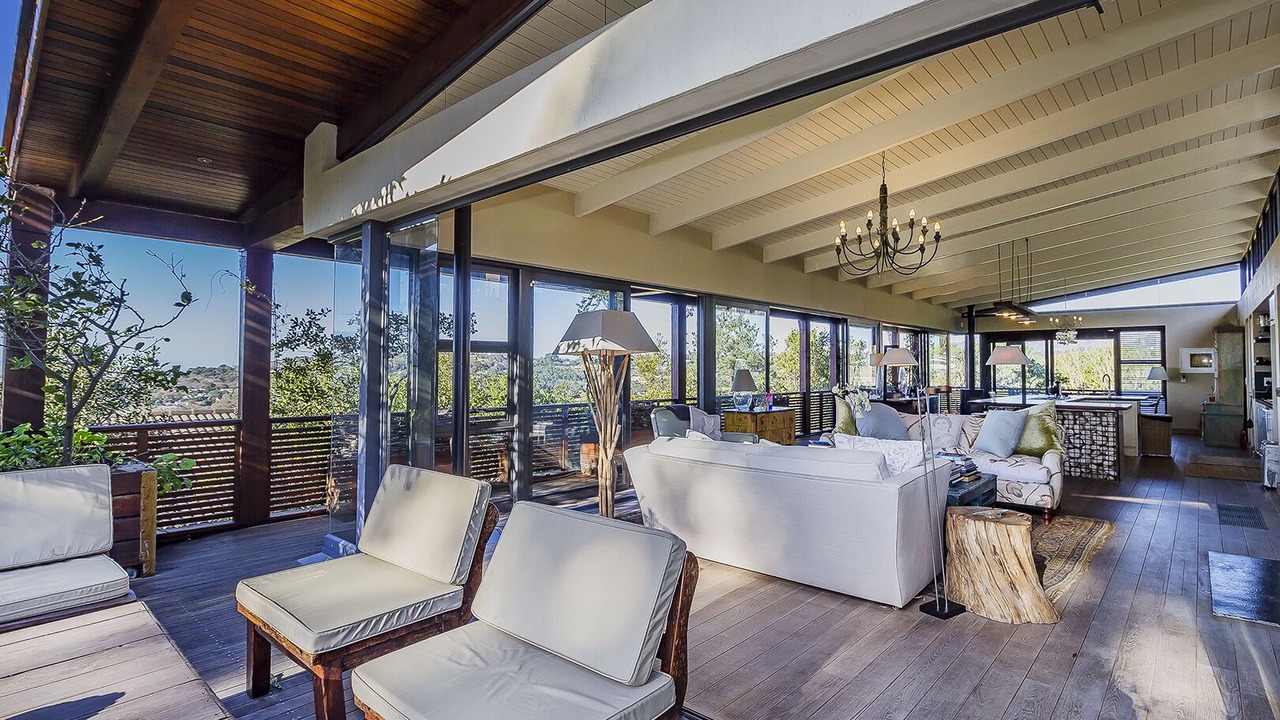 Photo of Patio Balcony in Newlands