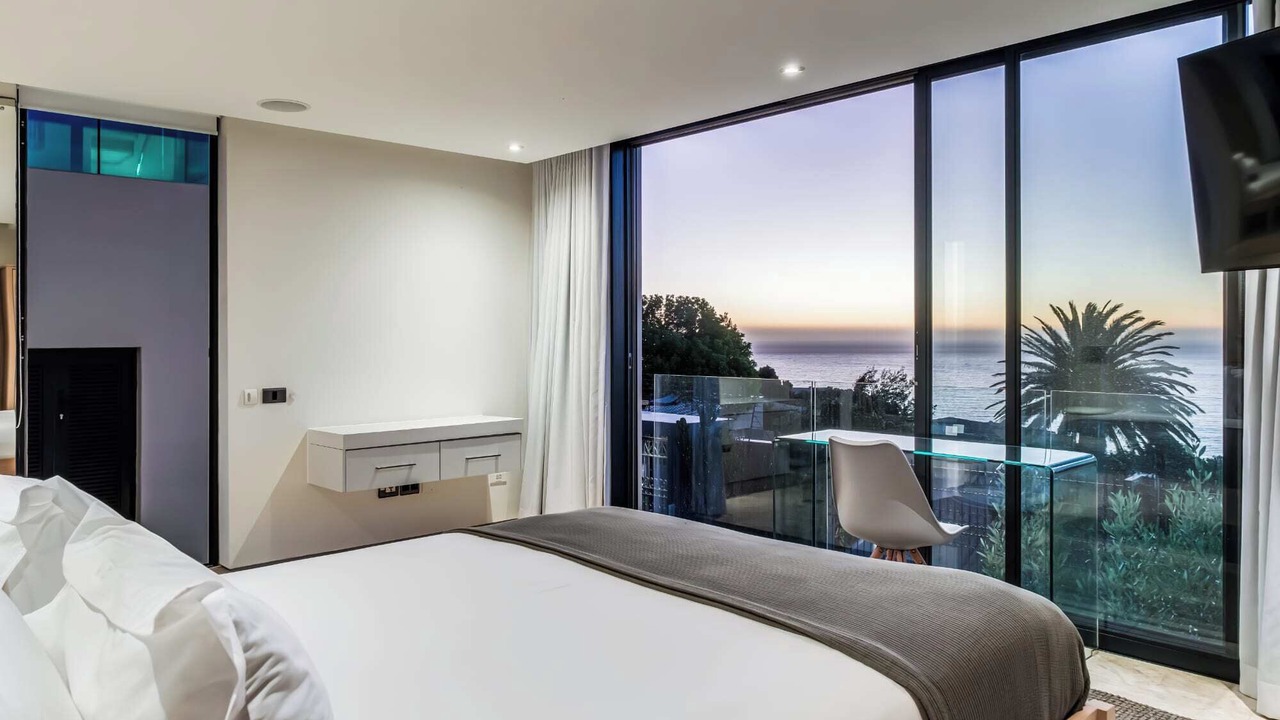 Photo of Bedroom in Camps Bay