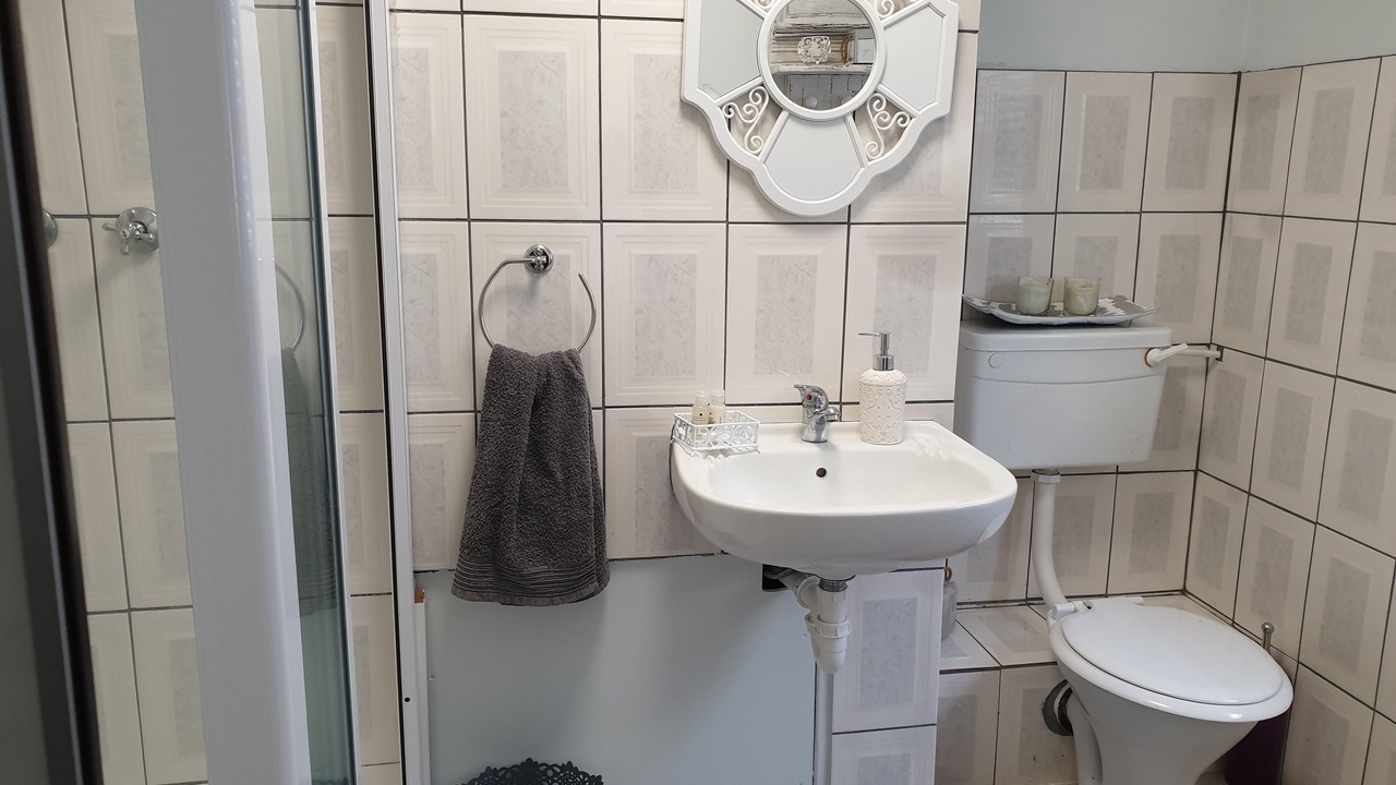 Photo of Bathroom in Struisbaai