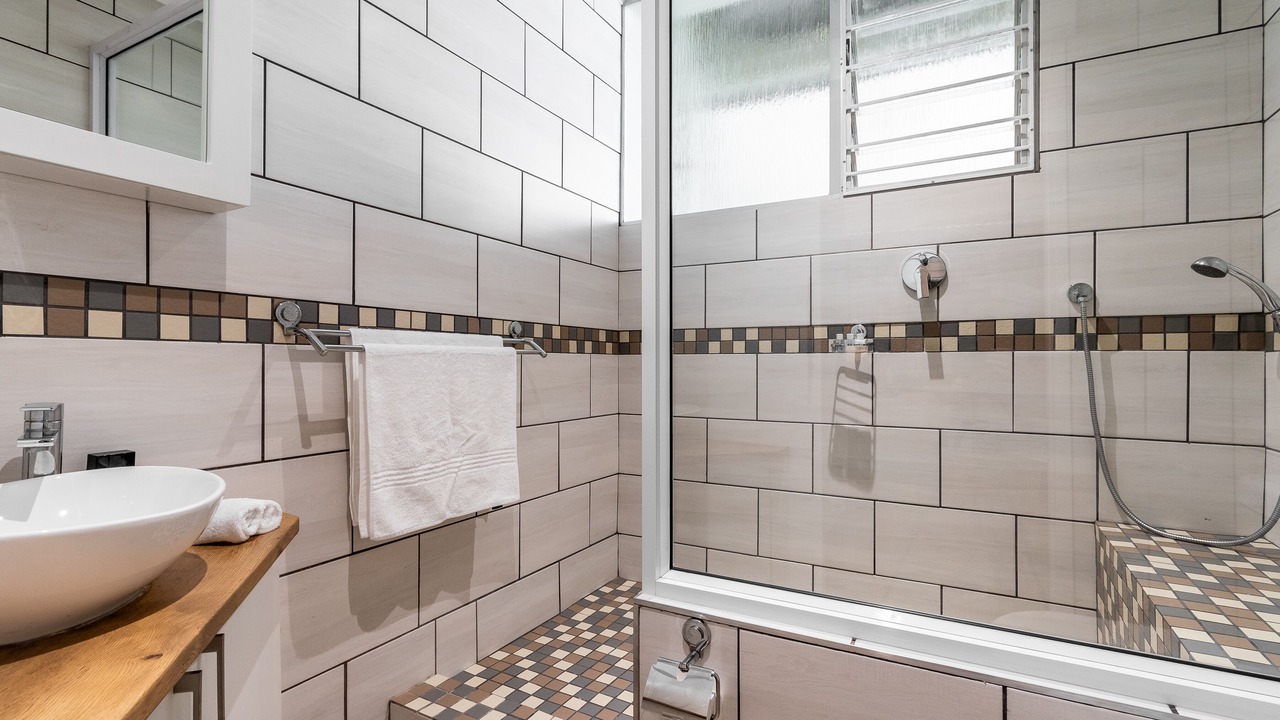 Photo of Bathroom in Strand