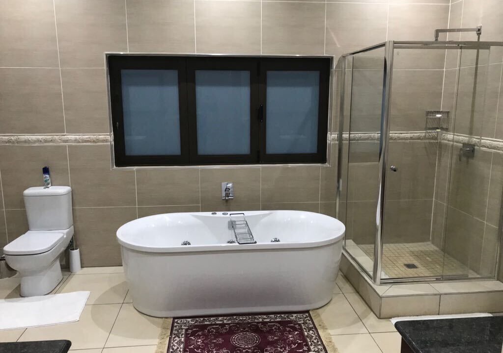 Photo of Bathroom in Hartbeespoort