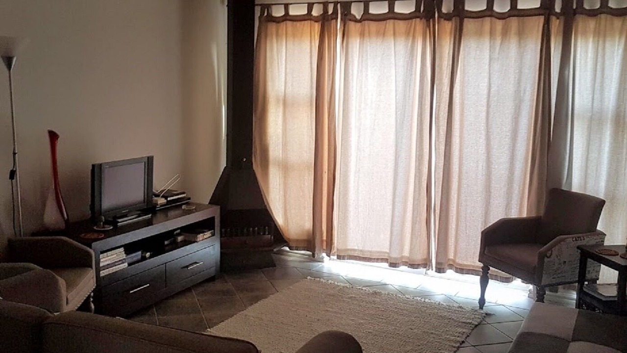 Photo of Livingroom in Parklands
