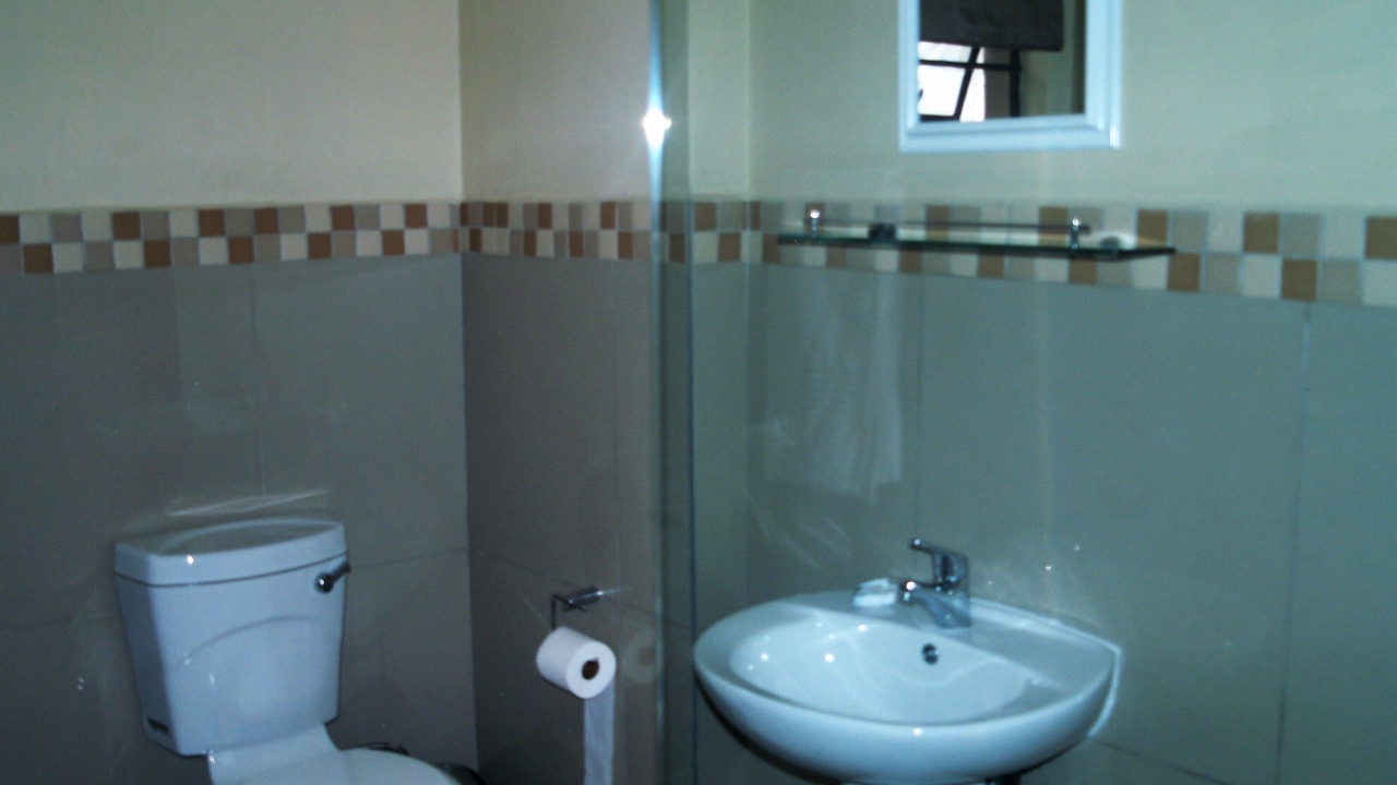 Photo of Bathroom in Gonubie