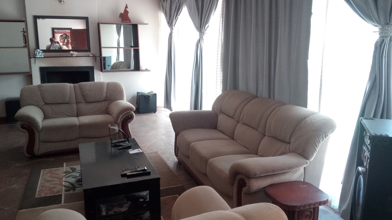 Photo of Livingroom in Pretoria