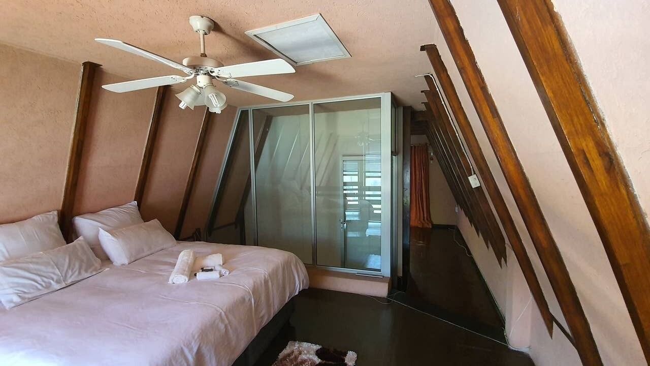 Photo of Bedroom in Greater Johannesburg Metropolitan Area