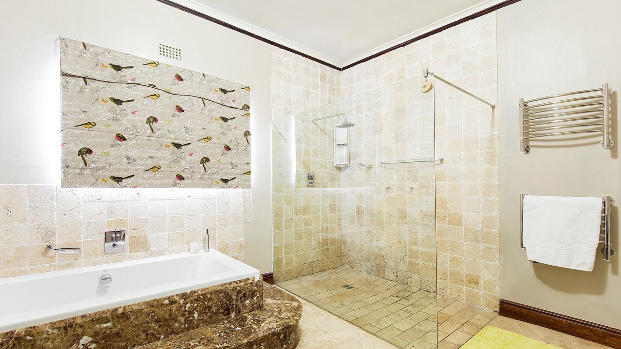 Photo of Bathroom in Kylemore