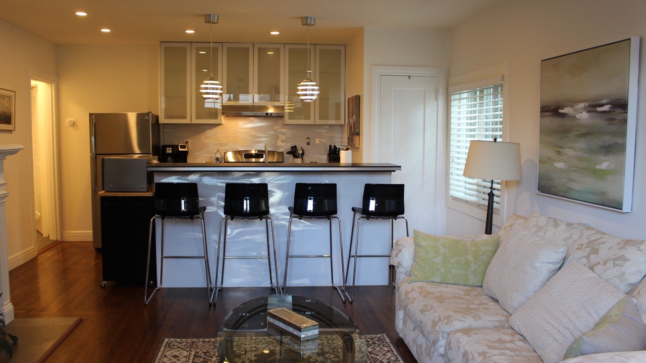 Photo of Livingroom in North Central