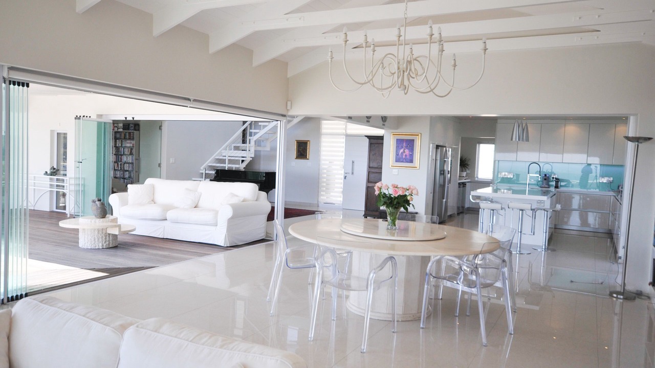 Photo of Livingroom in Noordhoek