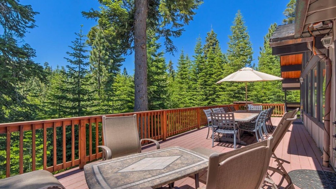 Photo of Outdoor in Comstock Acres