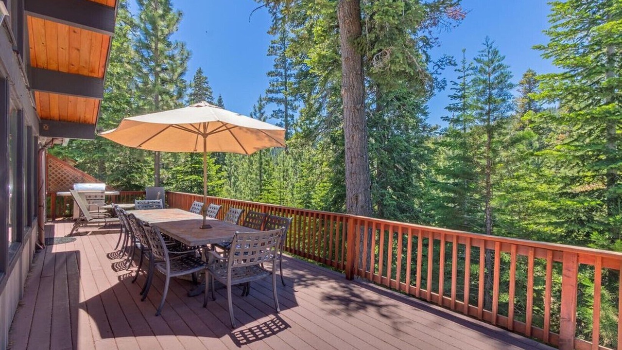 Photo of Outdoor in Comstock Acres