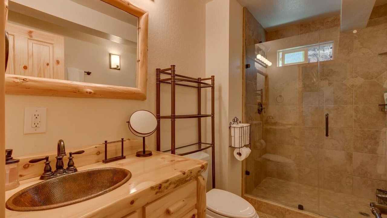 Photo of Bathroom in Comstock Acres