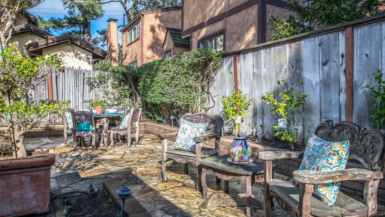 Photo of Outdoor in Golden Rectangle