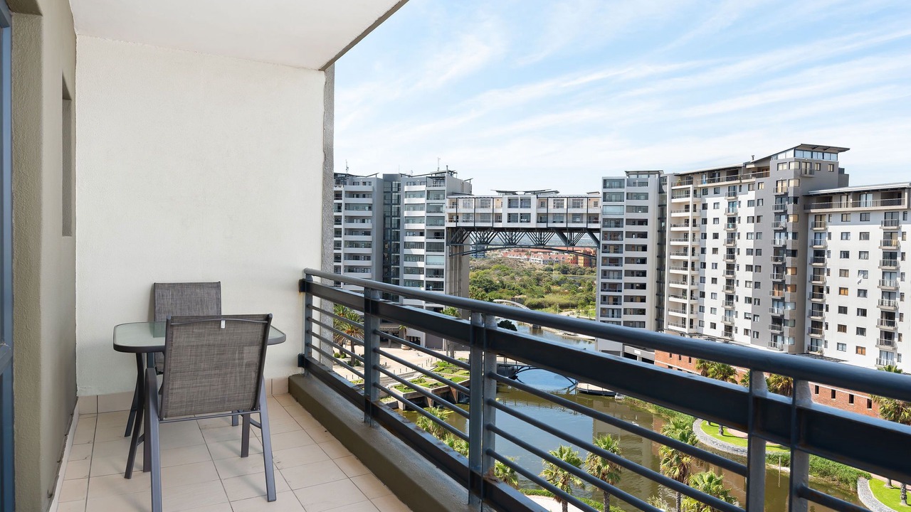 Photo of Patio Balcony in Century City