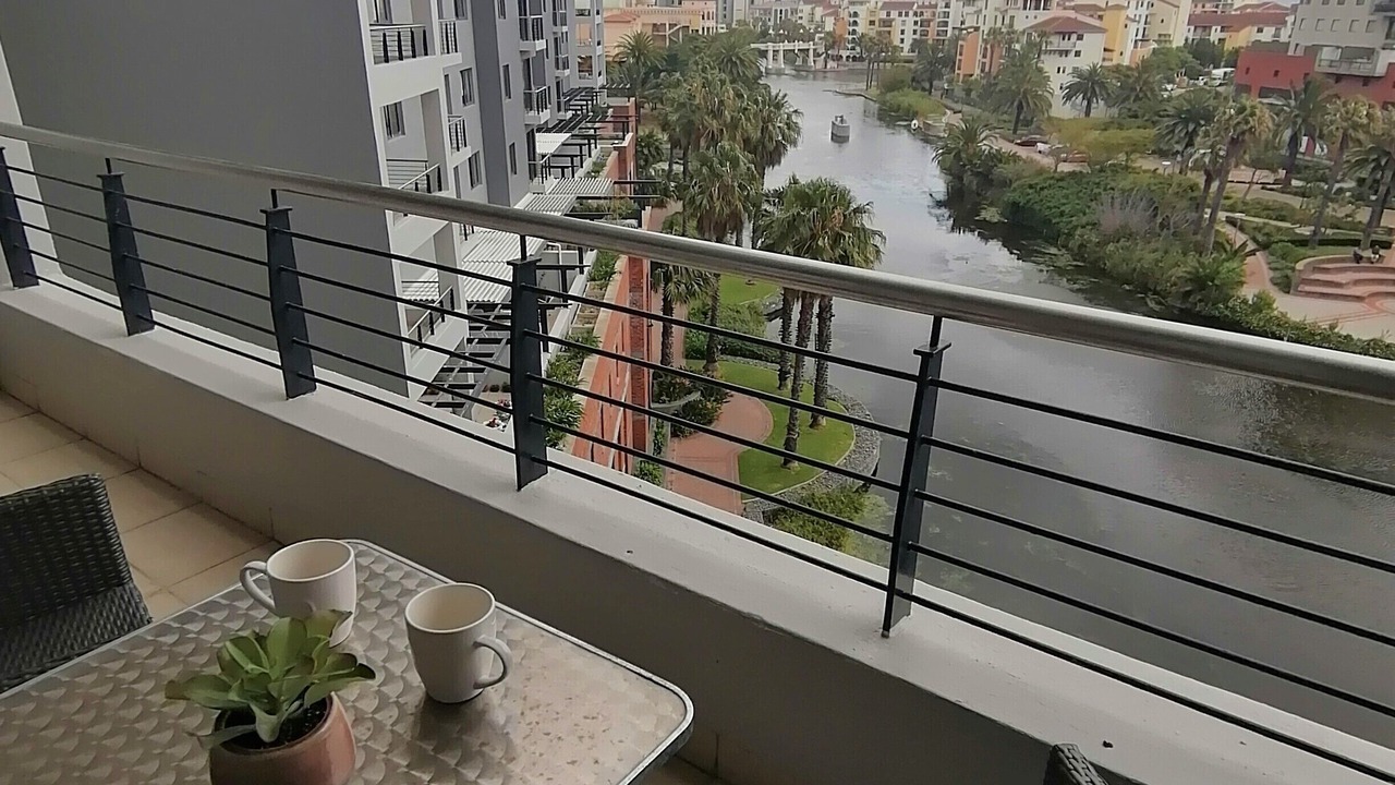 Photo of Patio Balcony in Century City