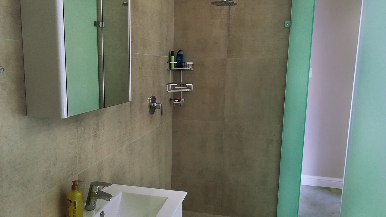 Photo of Bathroom in Linden