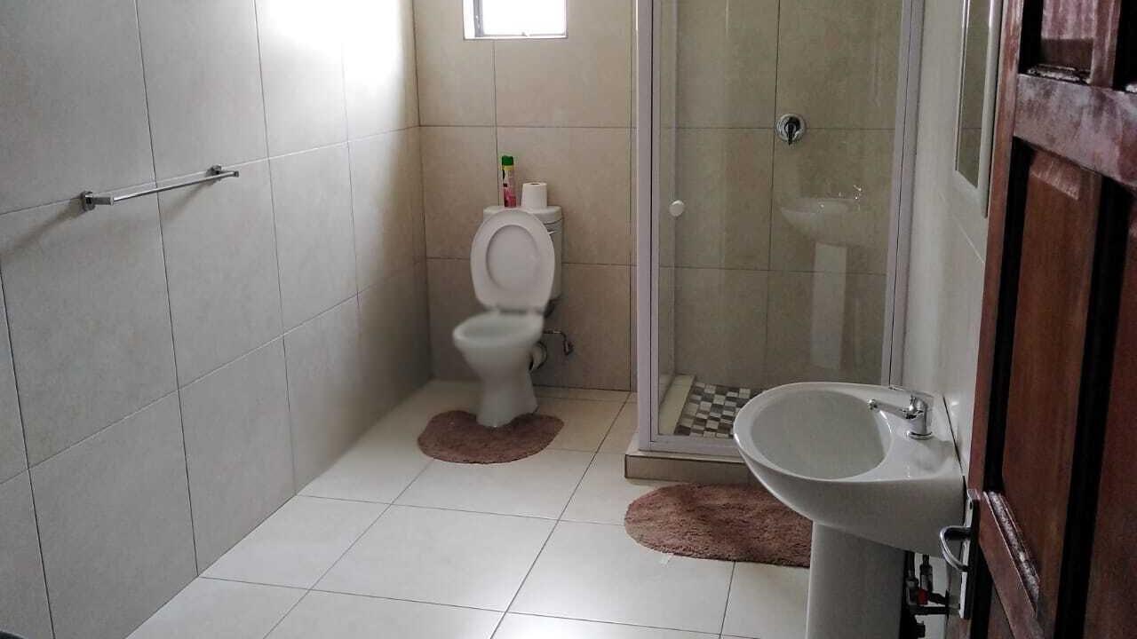 Photo of Bathroom in Standerton