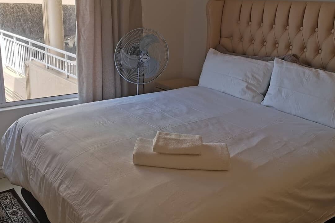 Photo of Bedroom in Illovo Beach