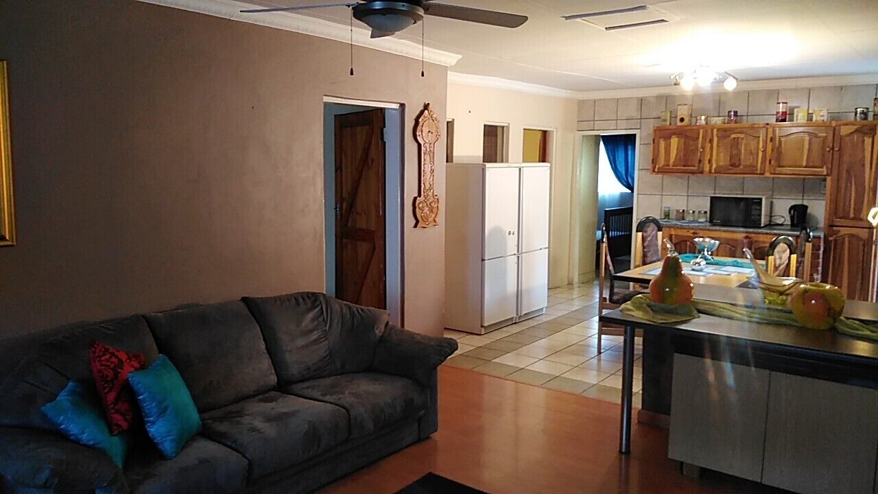 Photo of Livingroom in Springs