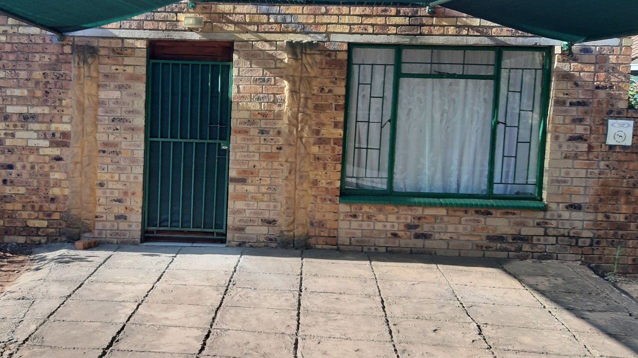 Photo of Outdoor in Alberton