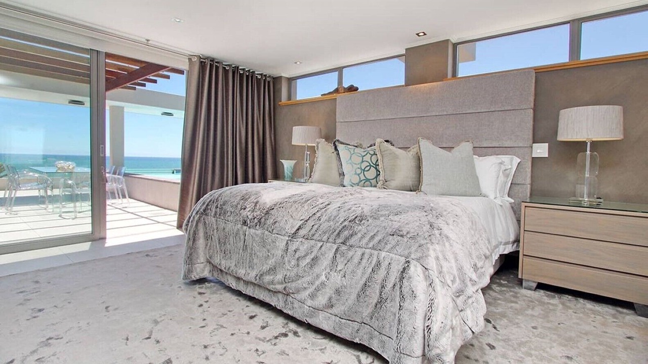 Photo of Bedroom in Camps Bay