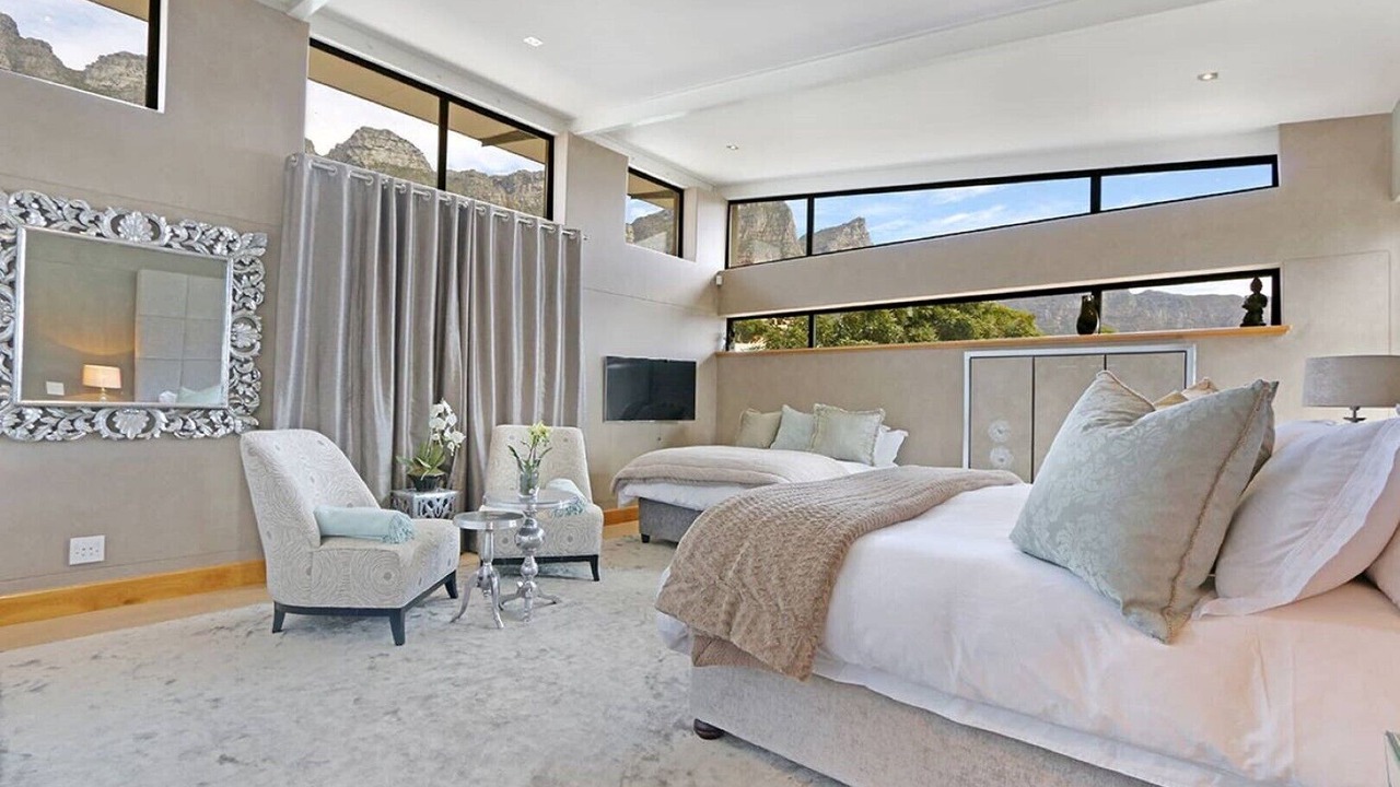 Photo of Bedroom in Camps Bay