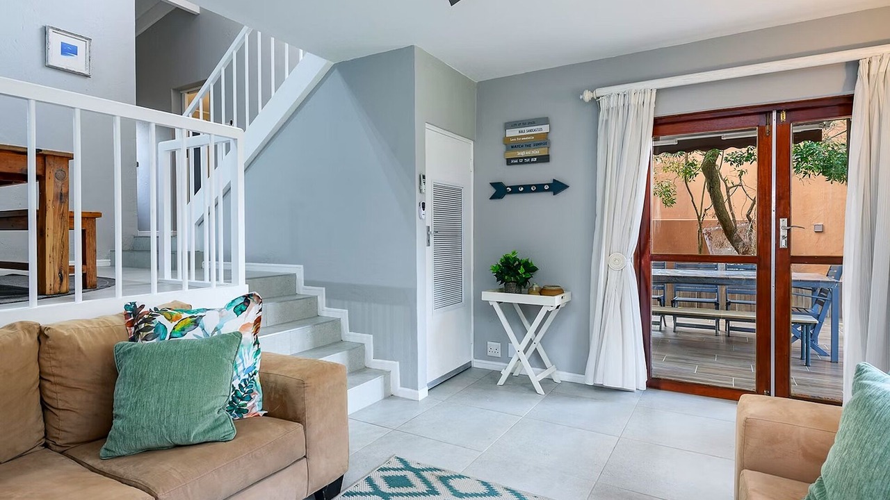 Photo of Livingroom in San Lameer