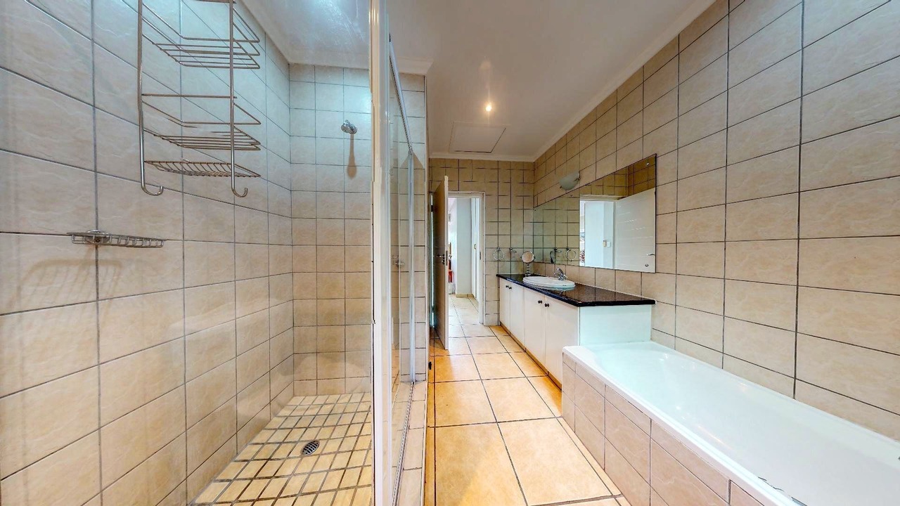 Photo of Bathroom in San Lameer