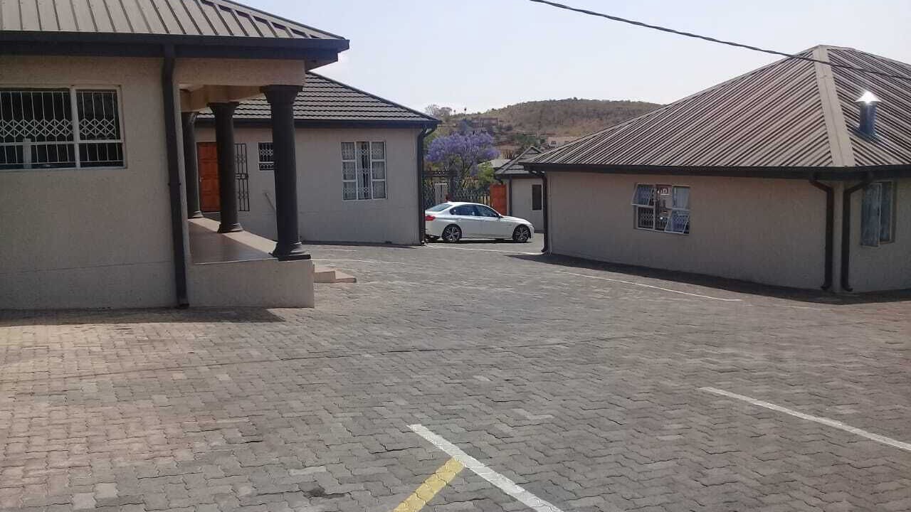 Photo of Outdoor in Jane Furse