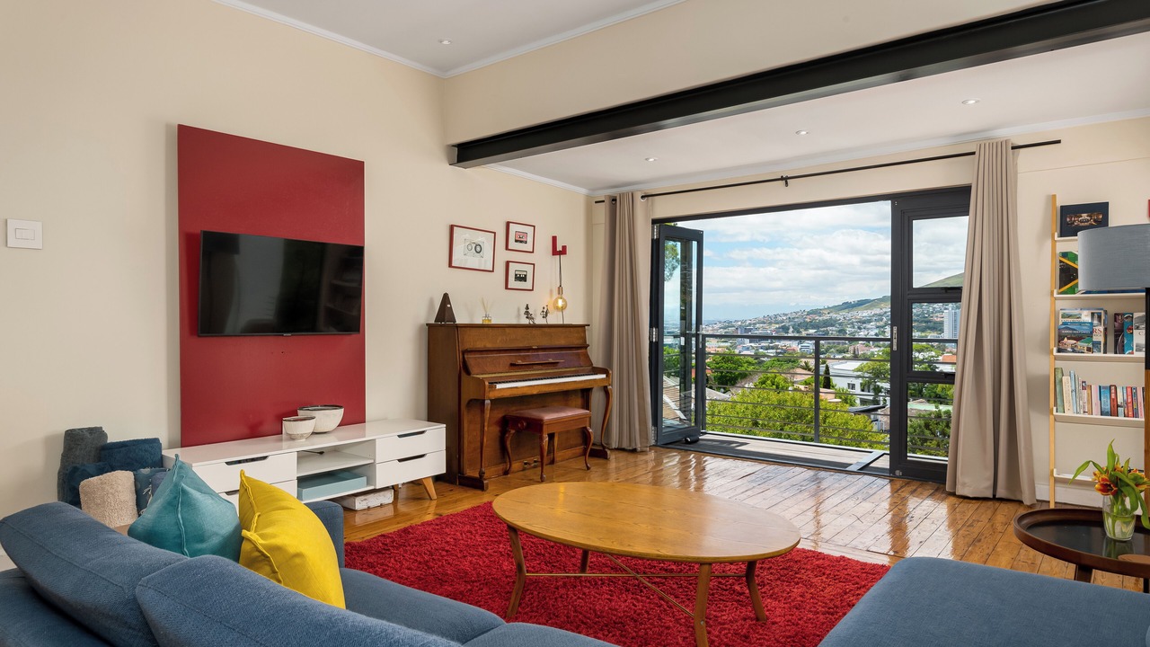 Photo of Livingroom in Cape Town City Centre