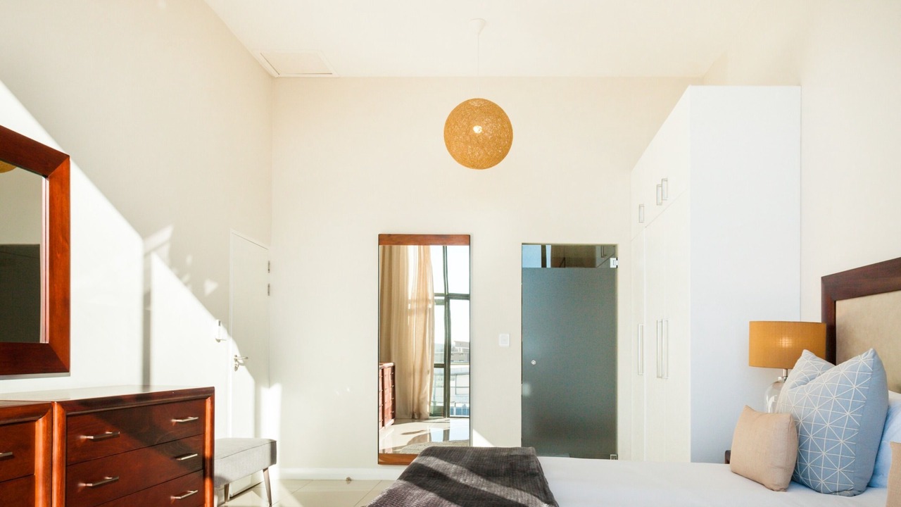 Photo of Bedroom in Cape Town City Centre