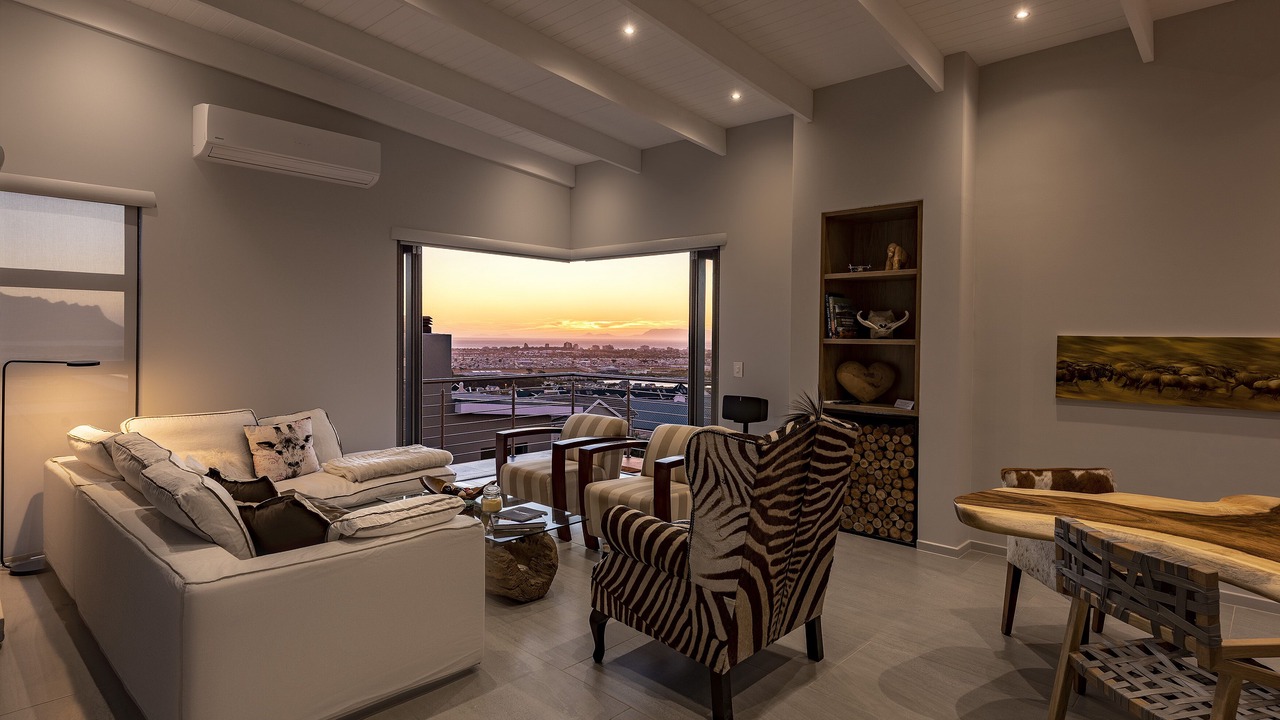 Photo of Livingroom in Helderberg Rural