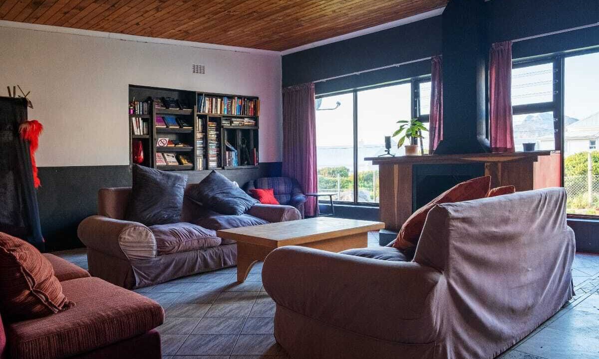 Photo of Livingroom in Pringle Bay