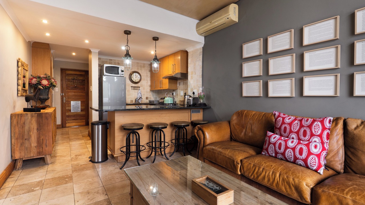Photo of Livingroom in Stellenbosch Central
