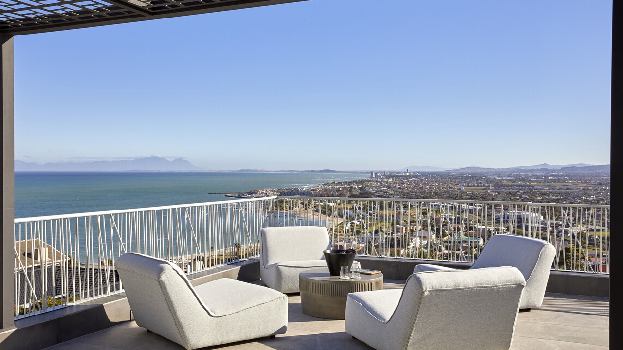 Photo of Patio Balcony in Mountainside