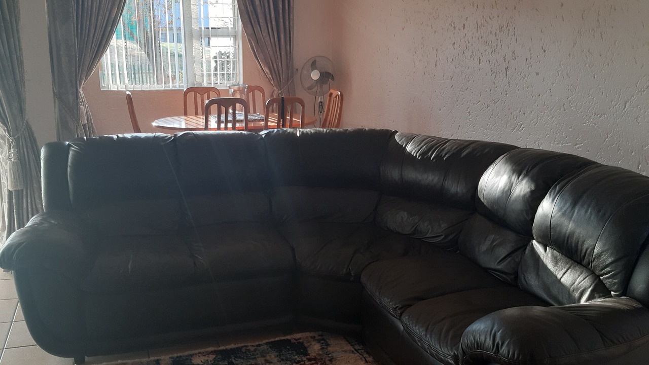 Photo of Livingroom in Greater Johannesburg Metropolitan Area