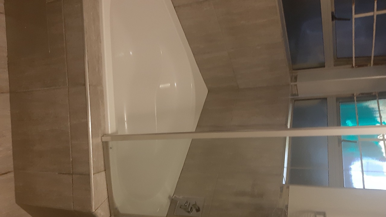 Photo of Bathroom in Greater Johannesburg Metropolitan Area