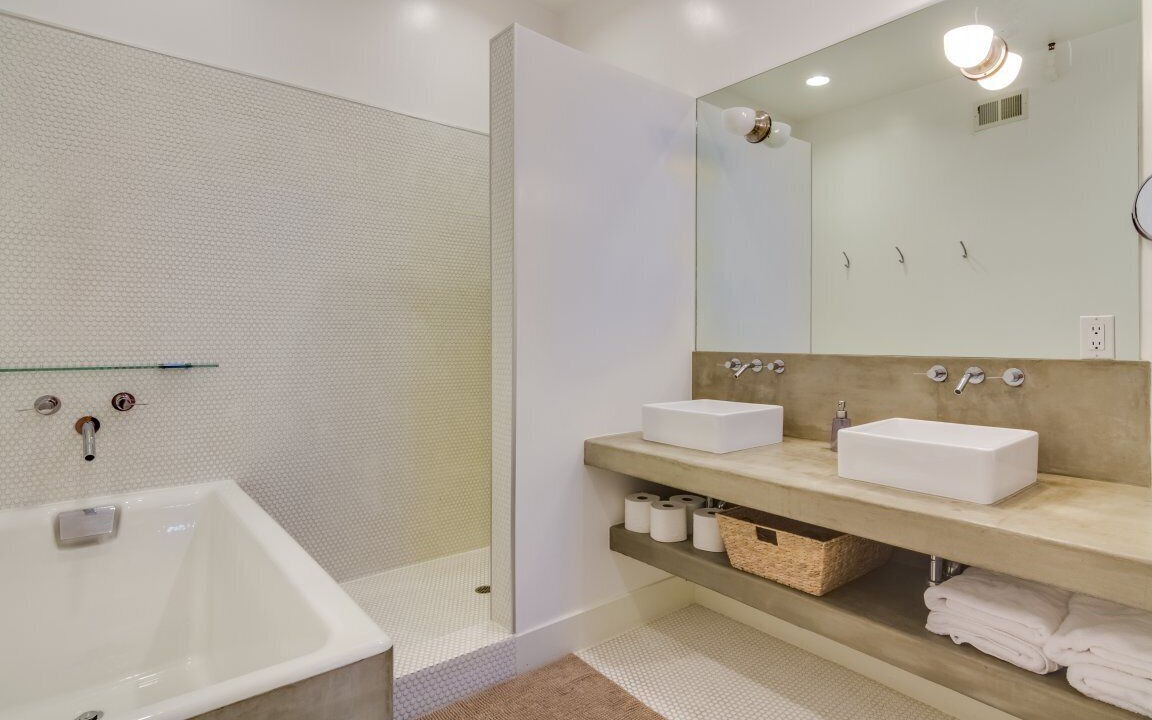 Photo of Bathroom in Lower Haight