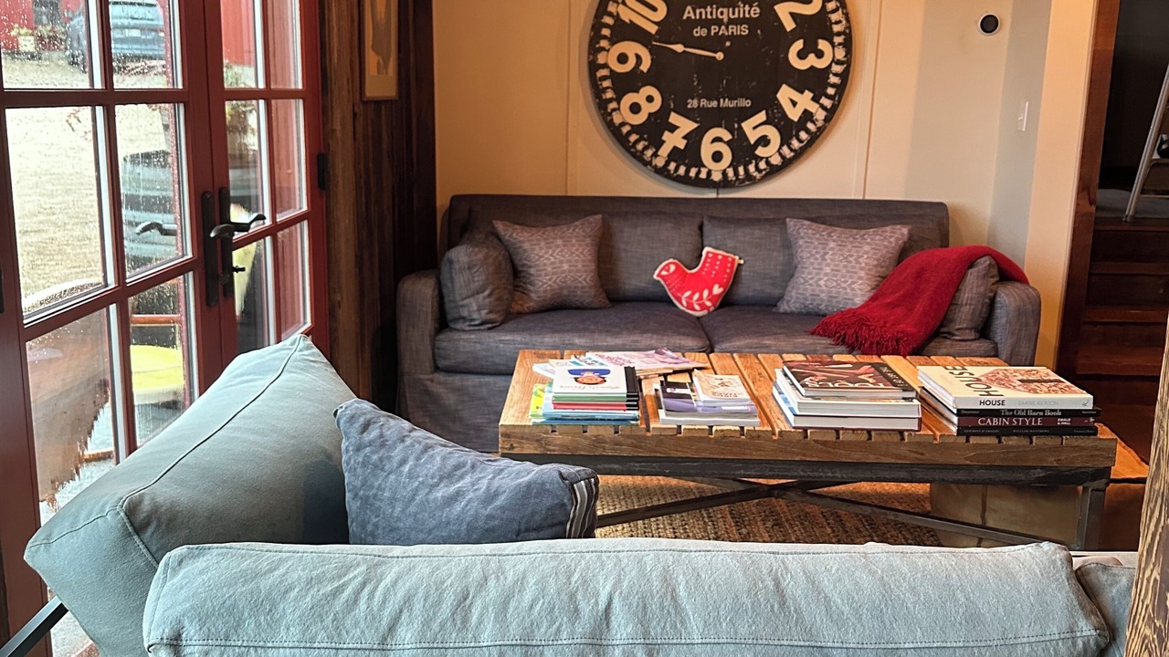 Photo of Bedroom in Oak Knoll