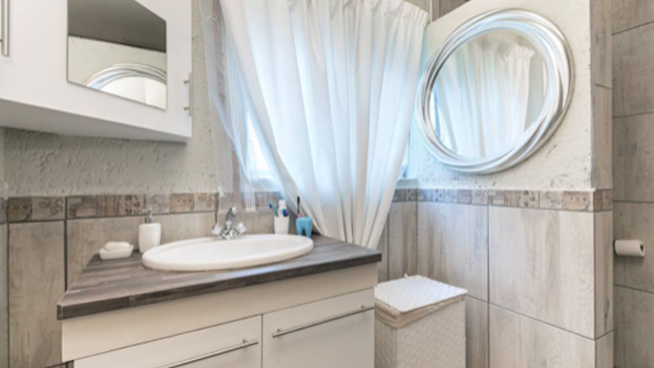 Photo of Bathroom in Greater Johannesburg Metropolitan Area