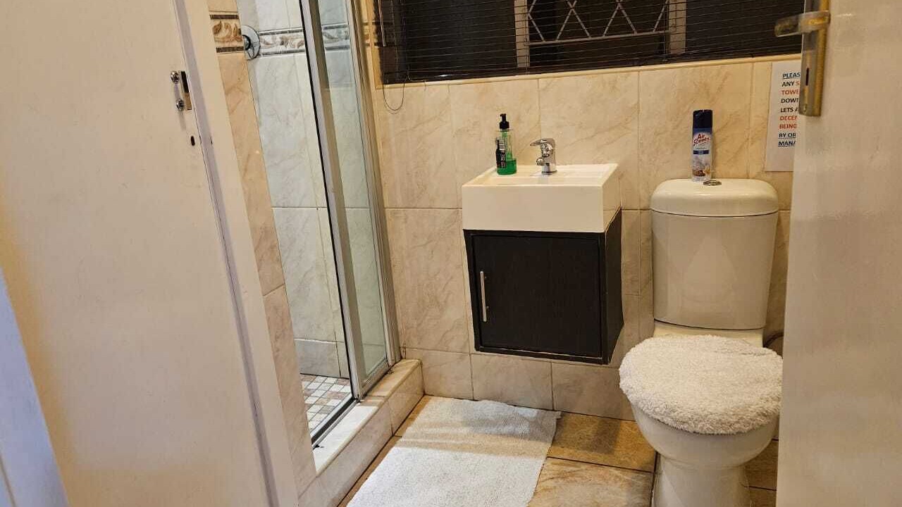 Photo of Bathroom in Greater Johannesburg Metropolitan Area