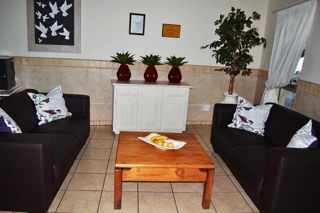 Photo of Livingroom in Kempton Park