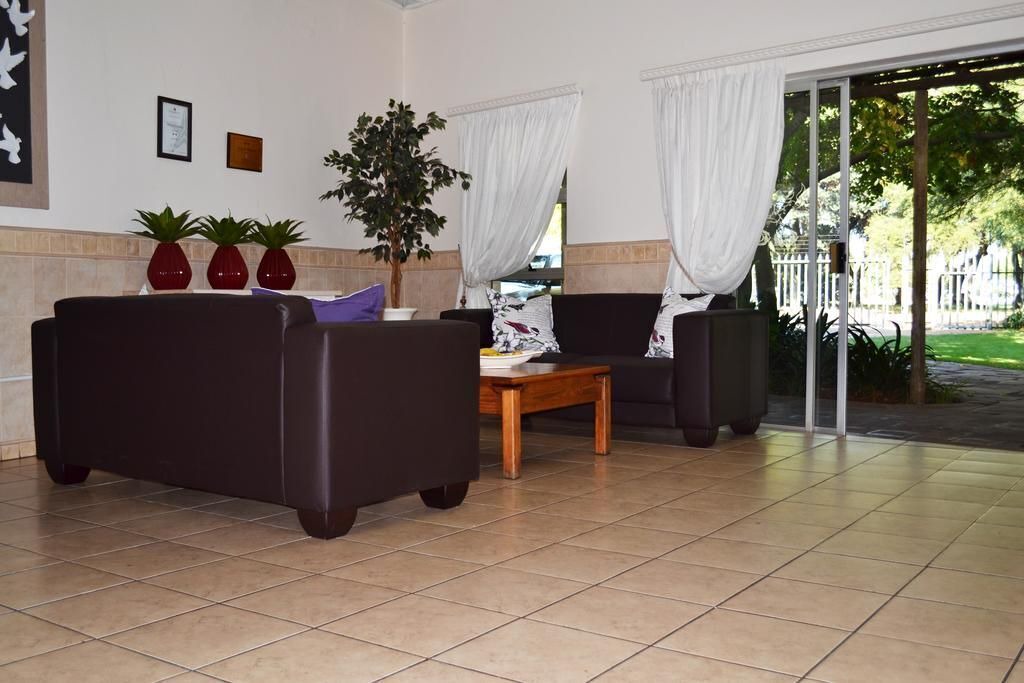 Photo of Livingroom in Kempton Park