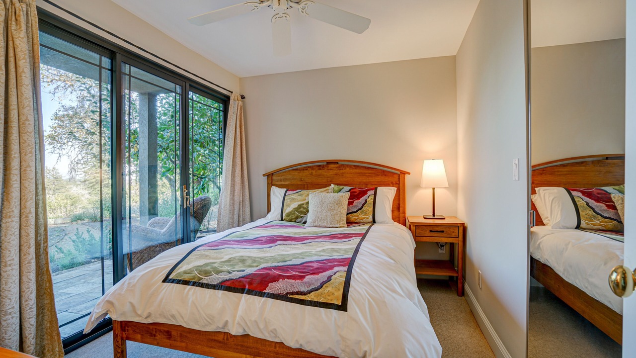 Photo of Bedroom in Freestone
