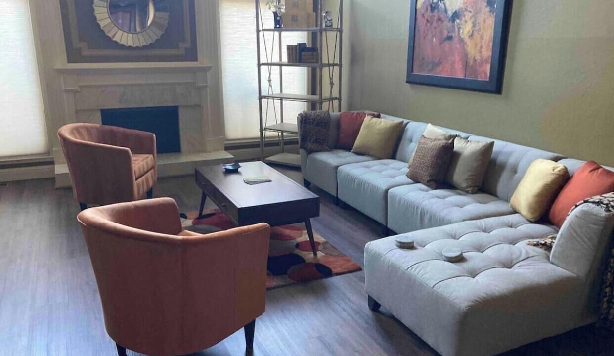 Photo of Livingroom in Redwood Shores