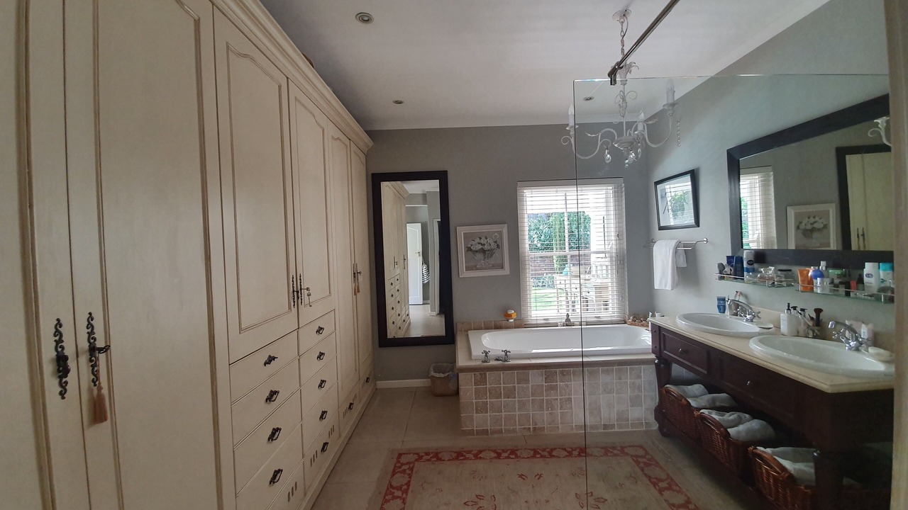 Photo of Bathroom in Rondebosch