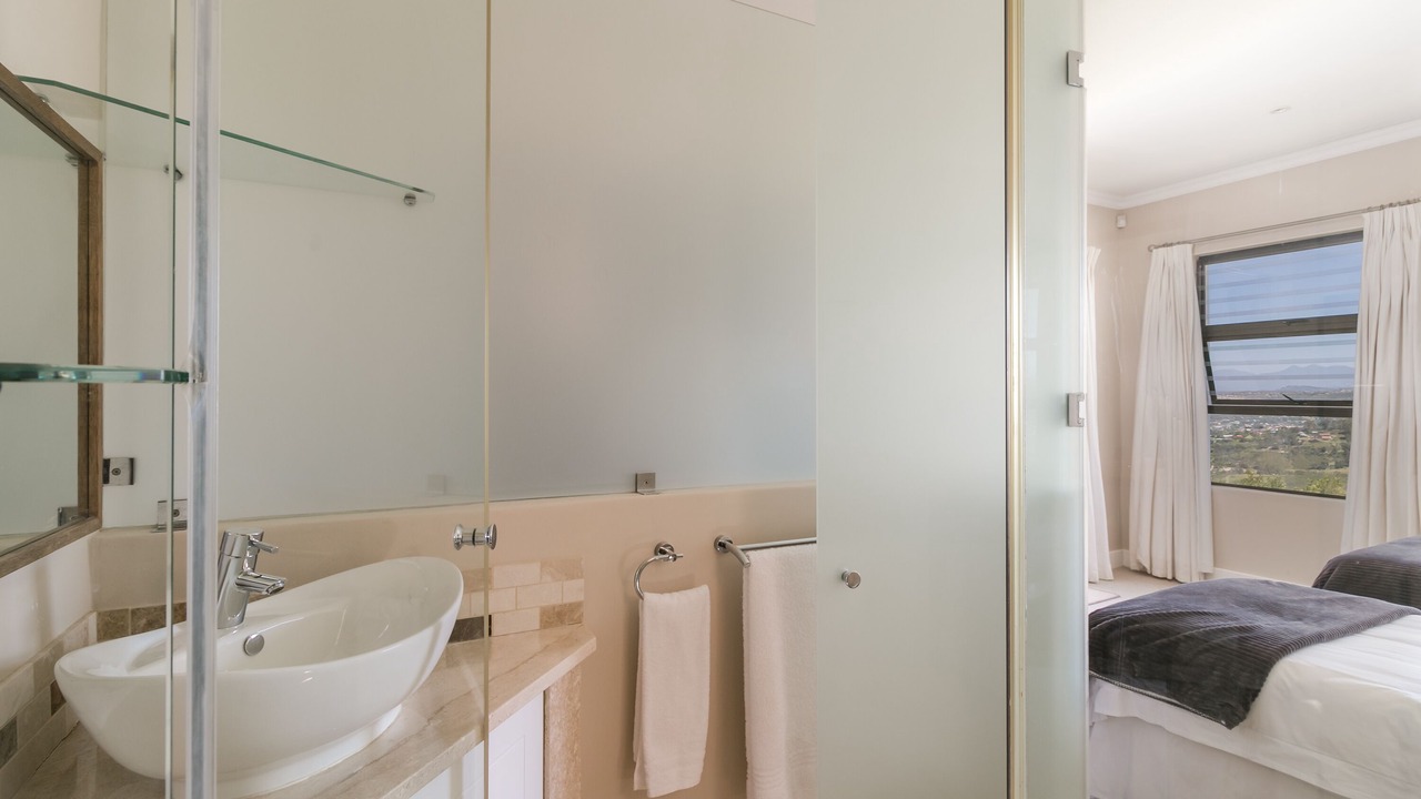 Photo of Bathroom in Knysna