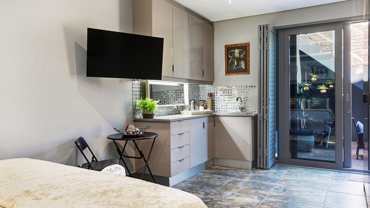 Photo of Bedroom in Camps Bay