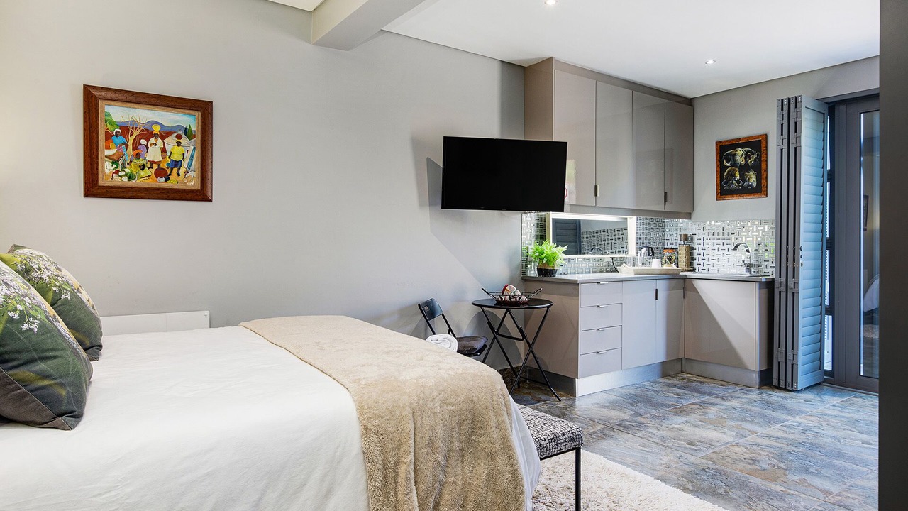 Photo of Bedroom in Camps Bay